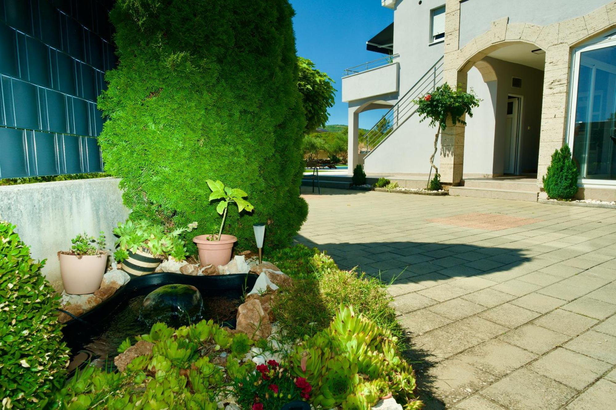 Apartment Lana Bristivica Dış mekan fotoğraf