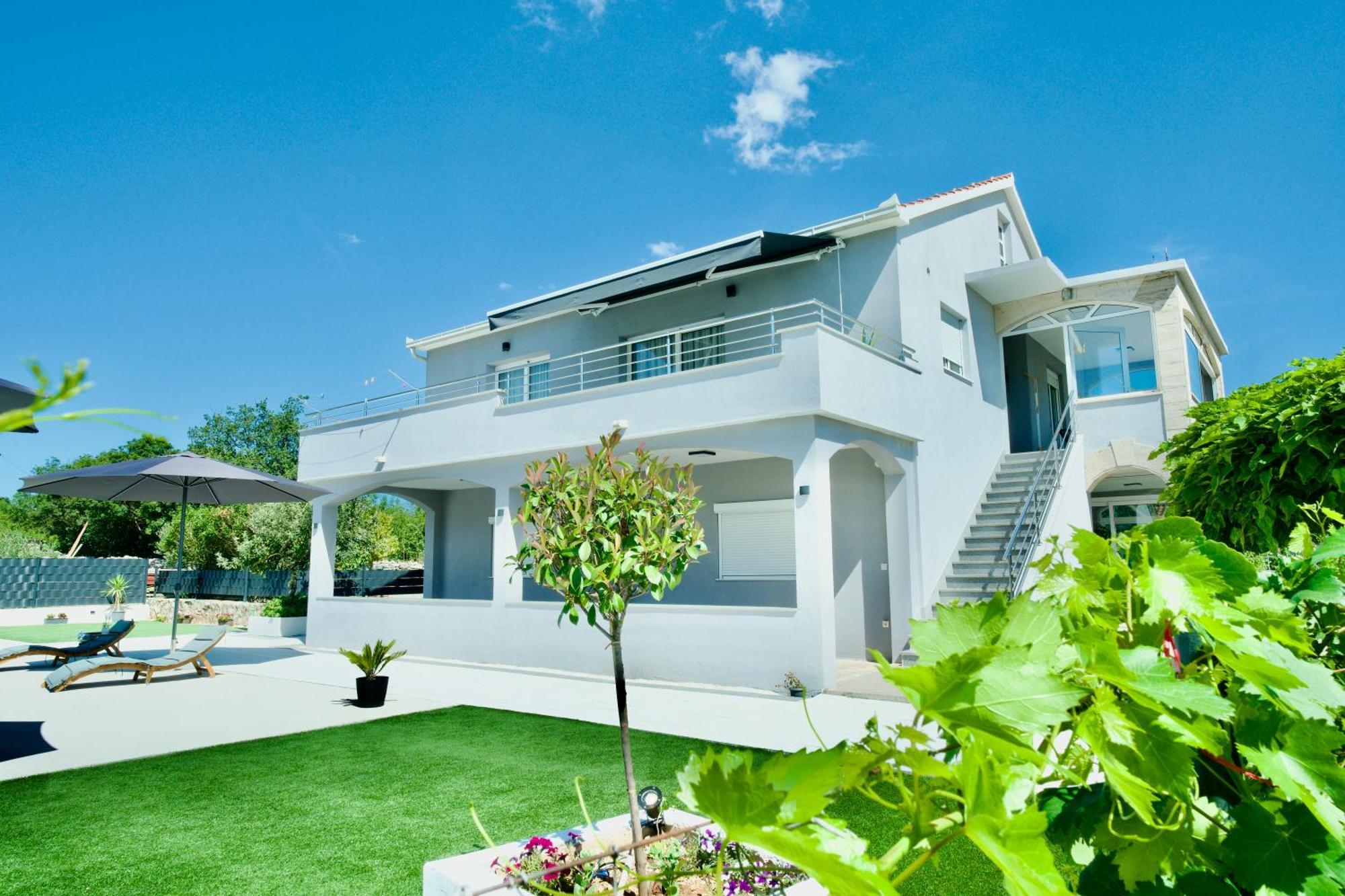 Apartment Lana Bristivica Dış mekan fotoğraf
